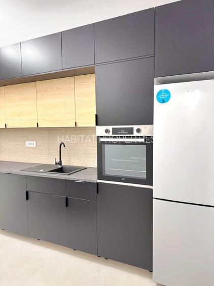 Sector 4, apartament 2 camere superb, centrala/mobilat/parcare