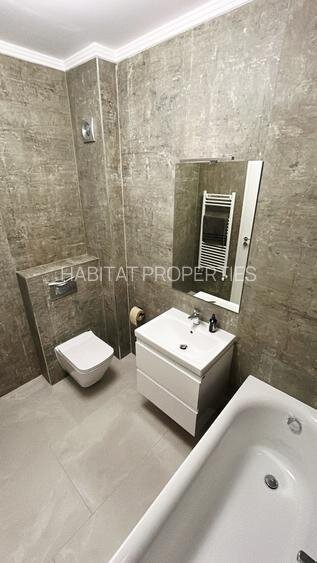 Sector 4, apartament 2 camere superb, centrala/mobilat/parcare